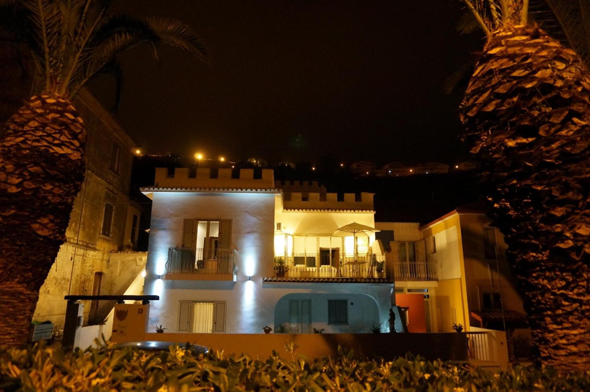 Villino Erminia - Seaside Art B&B Pizzo  Exterior photo